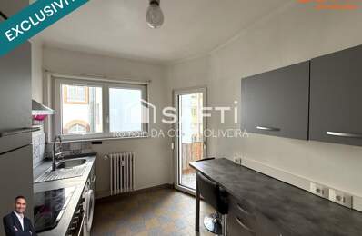 Superbe appartement de 2 pièces avec vue sur la Place d'Austerlitz disposant d'un balcon et d'une cave ! — photo du bien