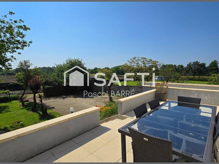 Maison au prix attractif sur un grand terrain à Landeronde — photo 1