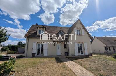 Belle maison familiale sur sous-sol avec piscine — photo du bien