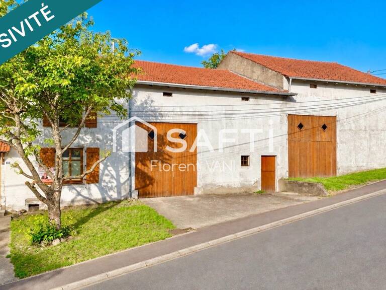 Maison de village avec grange — photo 1