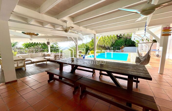 VILLA D'ARCHITECTE HAUT DE GAMME  5 CHAMBRES  PISCINE  LES TROIS-ÎLETS — photo 3
