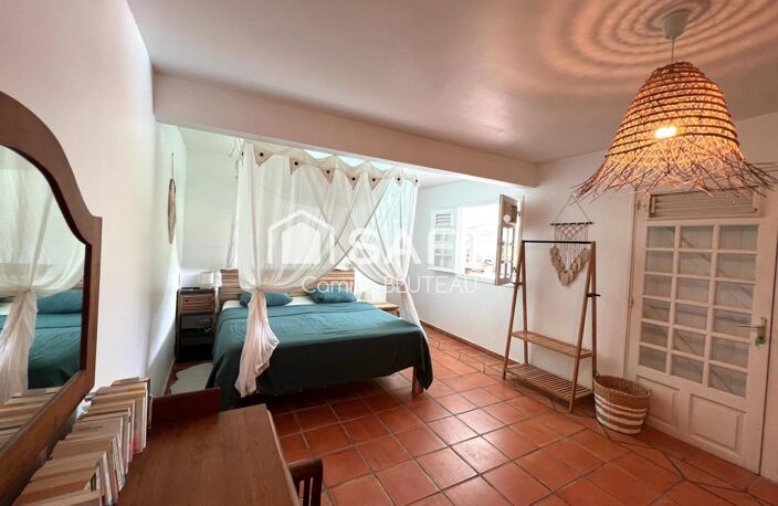 VILLA D'ARCHITECTE HAUT DE GAMME  5 CHAMBRES  PISCINE  LES TROIS-ÎLETS — photo 4