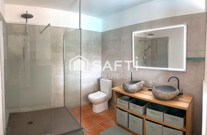 VILLA D'ARCHITECTE HAUT DE GAMME  5 CHAMBRES  PISCINE  LES TROIS-ÎLETS — photo 5