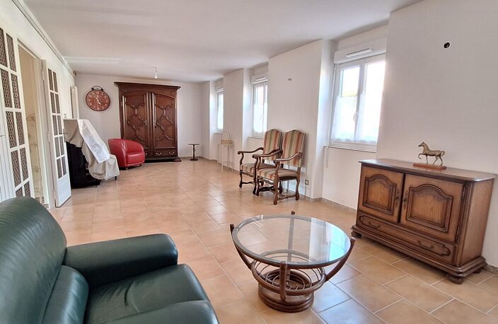 Bel appartement spacieux et lumineux avec atelier — photo 3