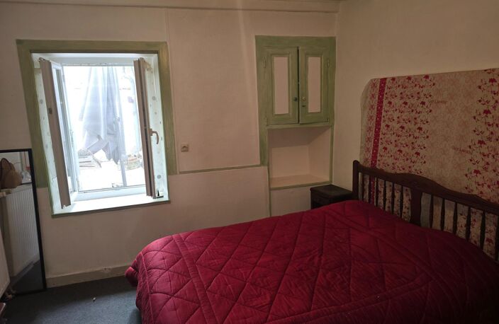 maison centre bourg avec un jardin — photo 4