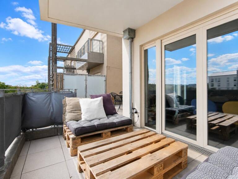 DIJON POUSSOTS - T3 avec terrasse de 28 m² — photo 1