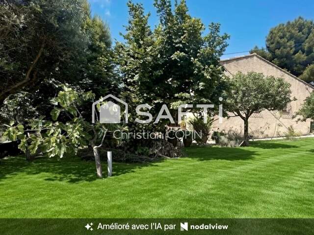 MAISON TRADITIONNELLE DANS QUARTIER DE LA ROUVIÈRE — photo du bien