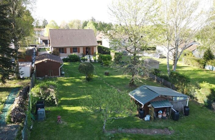 Magnifique jardin pour cette maison dans le bourg — photo 3