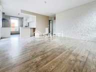 Appartement lumineux avec ascenseur, proche des commodités et transports — photo 2