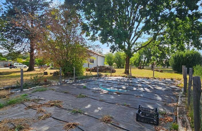 Maison en pierre avec beau potentiel — photo 3