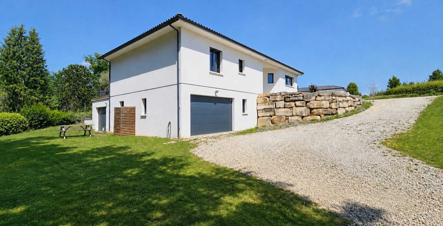 Maison 205m5 avec piscine 5 chambres — photo 1