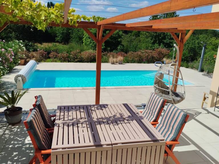 Maison d'architecte neuve , sa piscine et sa vue ! — photo 1