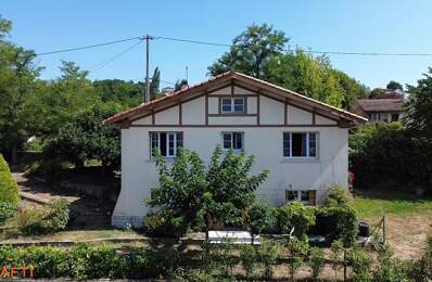 Maison avec vue dégagée — photo du bien
