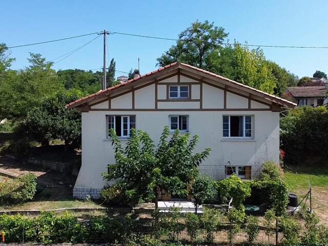 Maison avec vue dégagée — photo du bien