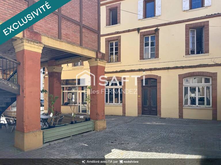 Immeuble de caractère au FOSSAT — photo 1