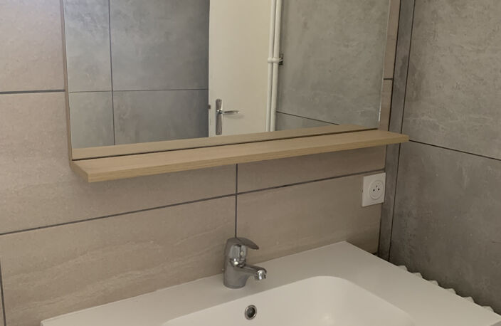 Grand 2P+C Meublé avec balcons 39m2 — photo 5