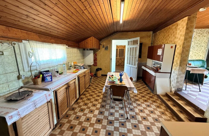 ST SAVIN MAISON PLAIN-PIED A 400 M DES COMMERCES — photo 2