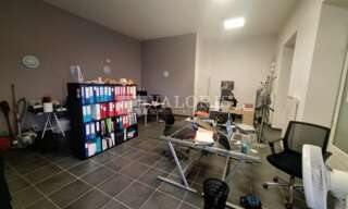 Bureau  51 m² à louer à Villeurbanne (69100)