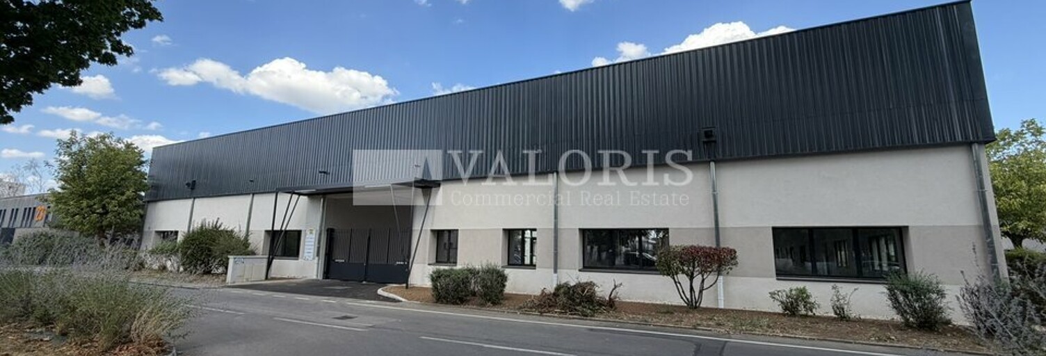 Commerce  1646 m² à louer à Vénissieux (69200)