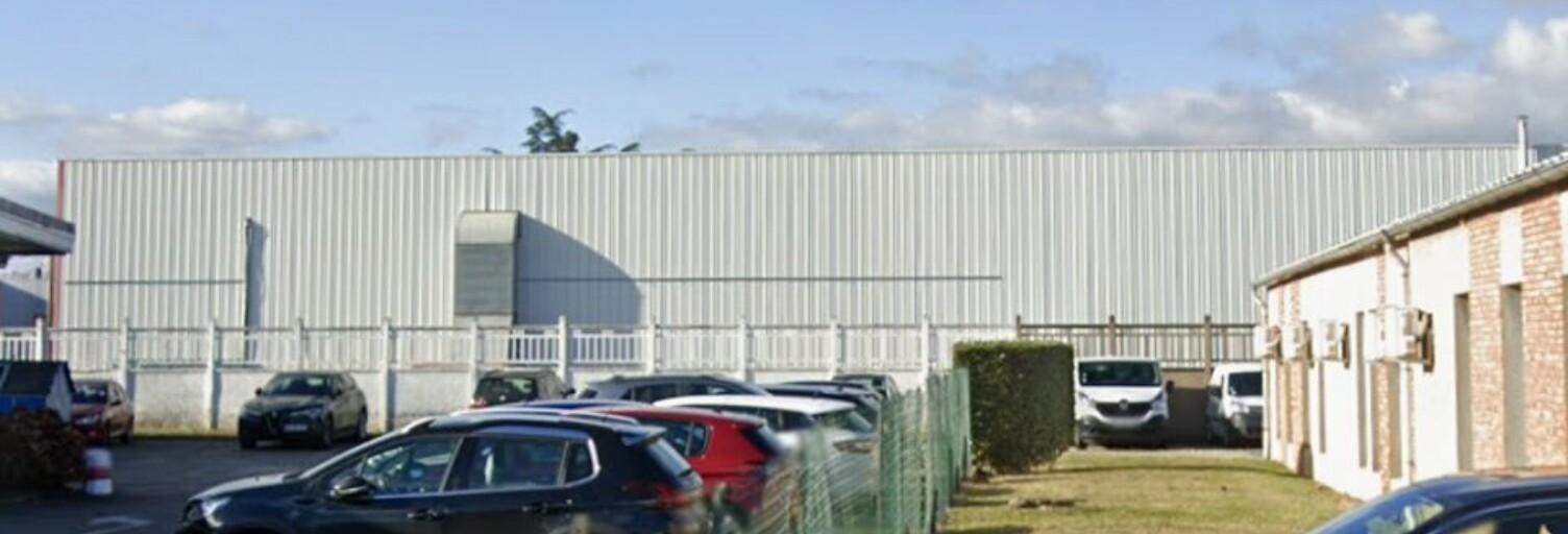 Commerce  1475 m² à louer à Vénissieux (69200)