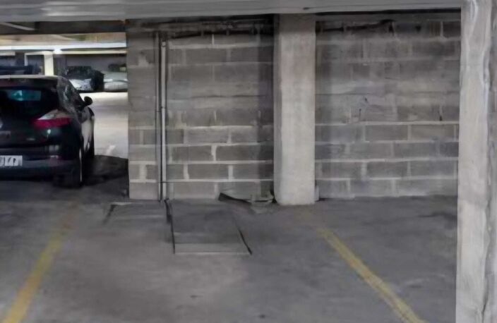 Parking à CERGY — photo 3