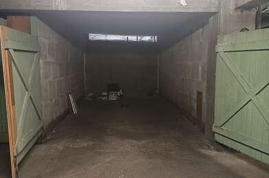 Garage  121 €