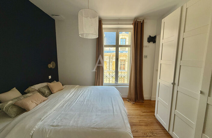 Hyper centre Pau duplex 3 chambres cave et parking en sous-sol — photo 4