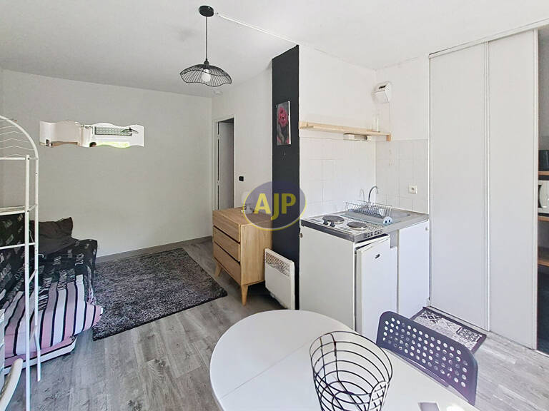 Appartement T1 Chartrons - Dernier étage — photo 1