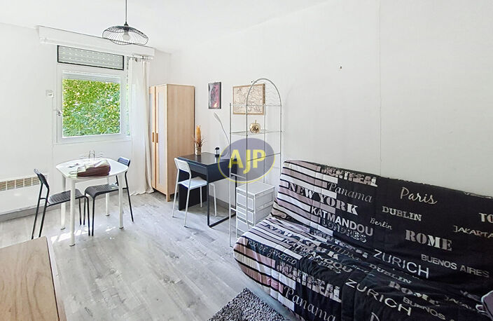 Appartement T1 Chartrons - Dernier étage — photo 2