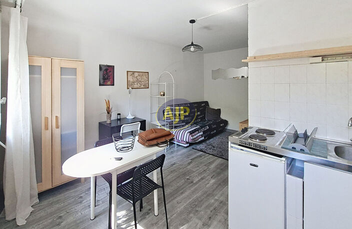 Appartement T1 Chartrons - Dernier étage — photo 3