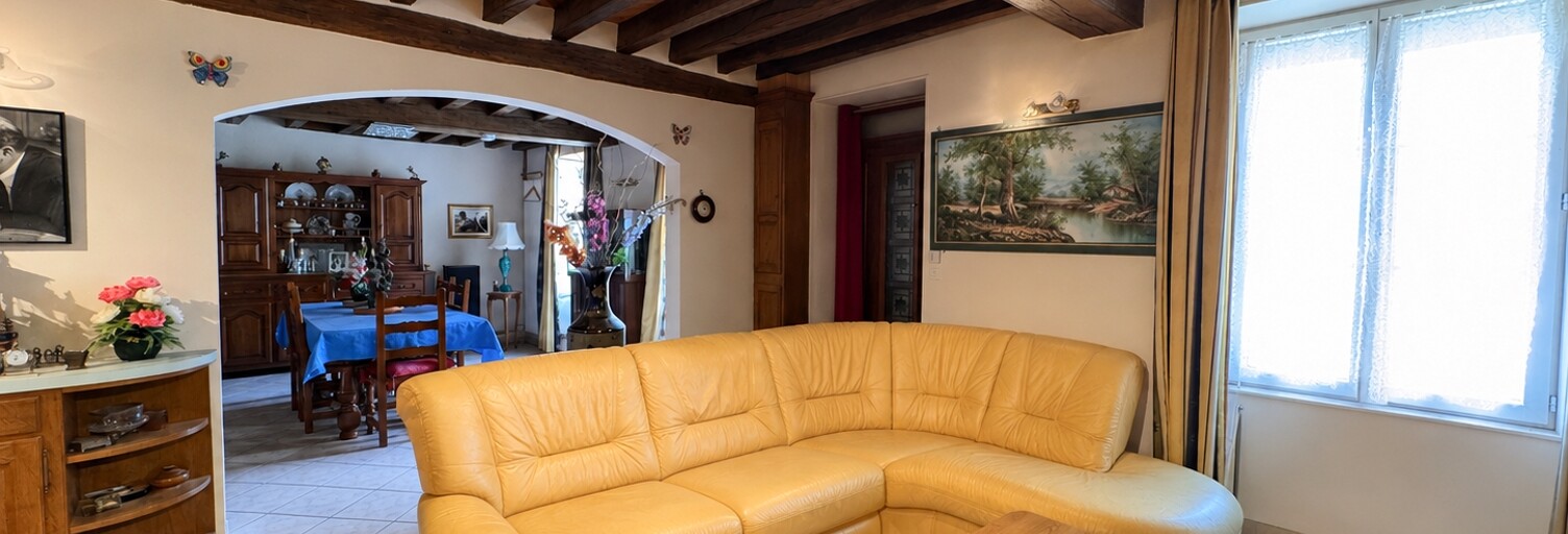 Maison 8 Pièces 230 m² à vendre à Sury-ès-Bois (18260)