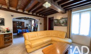 Maison 8 Pièces 230 m² à vendre à Sury-ès-Bois (18260)