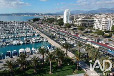 Commerce  1007000 €
