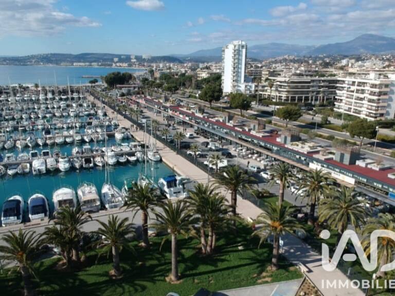 Vente Restaurant 194 m&sup2; — photo 1