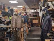 Vente Habillement, Textile 145 m&sup2; — photo 4