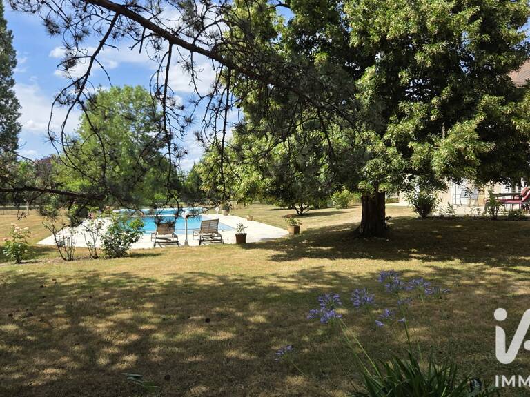 Vente Maison/villa 8 pièces — photo 1