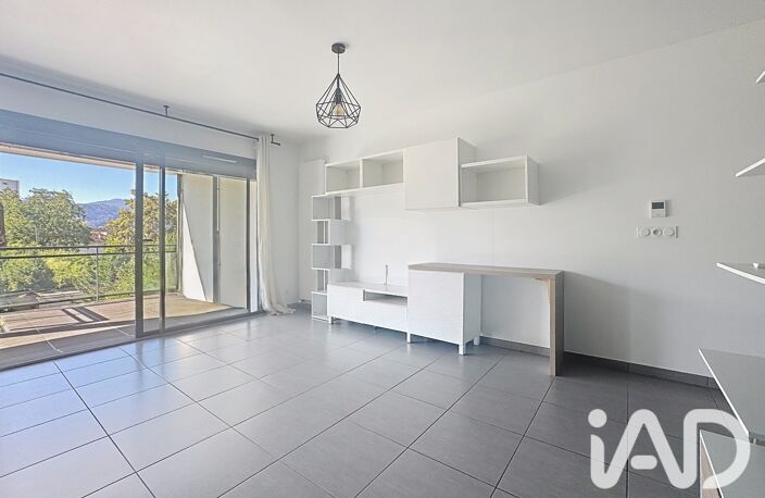 Vente Appartement 4 pièces — photo 2