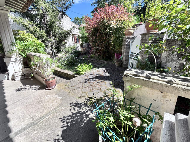 SAINT-CYR-SUR-MER   2 MAISONS + STUDIO SUR 950 m2   FORT POTENTIEL — photo du bien