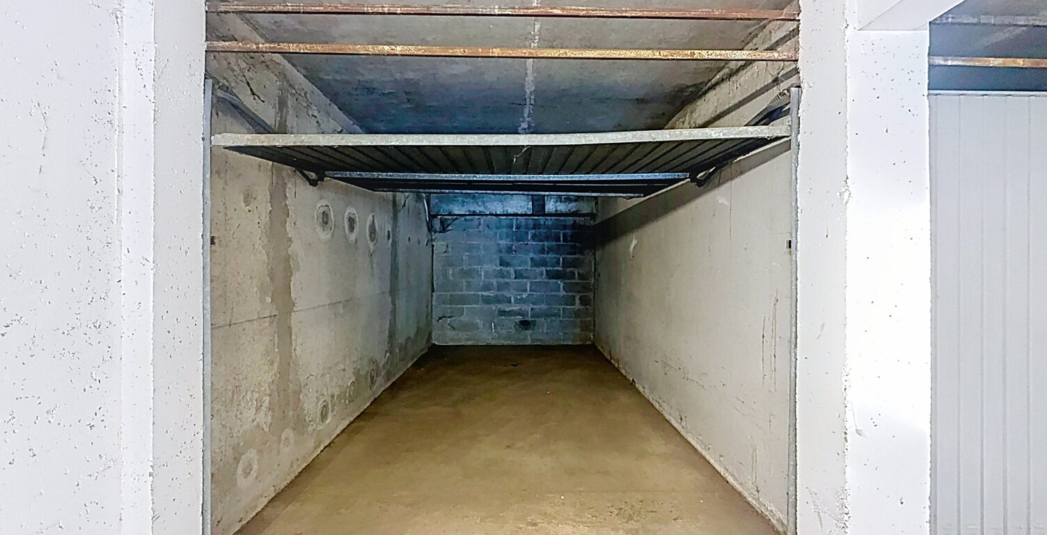 Garage à Louer — photo 1