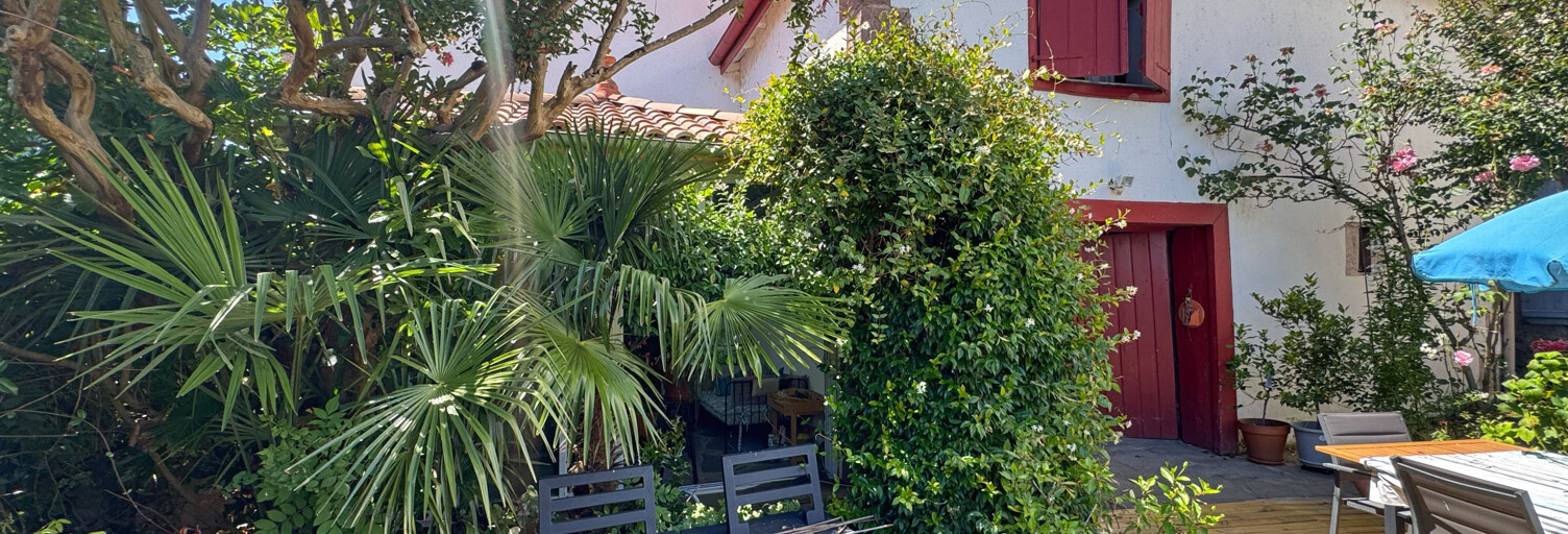 Maison 11 Pièces 230 m² à vendre à Saint-Jean-Pied-de-Port (64220)