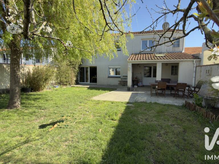 Vente Maison traditionnelle 7 pièces — photo 1