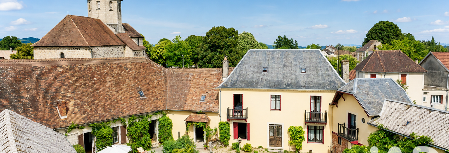 Maison 7 Pièces 182 m² à vendre à Saint-Priest-les-Fougères (24450)