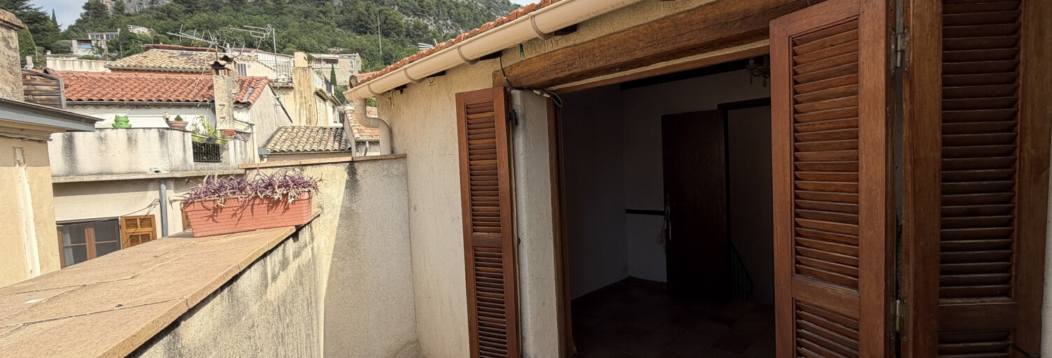 Maison 3 Pièces 56 m² à vendre à Saint-Jeannet (06640)