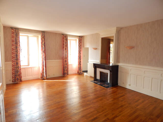 APPARTEMENT CENTRE VILLE ANNONAY — photo du bien