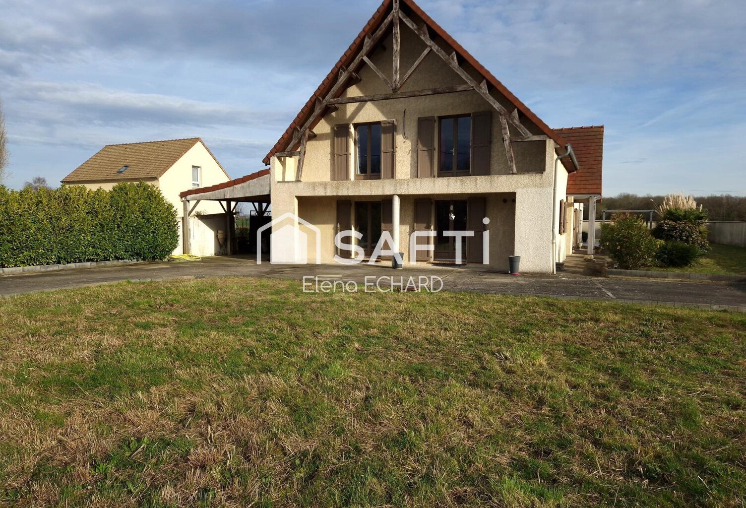 Maison familiale de 5 chambres sur 1500 m2 de terrain arboré et clos — photo 1
