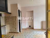 PISCINE - TOITURE EN BON ETAT - 7 PIECES — photo 3
