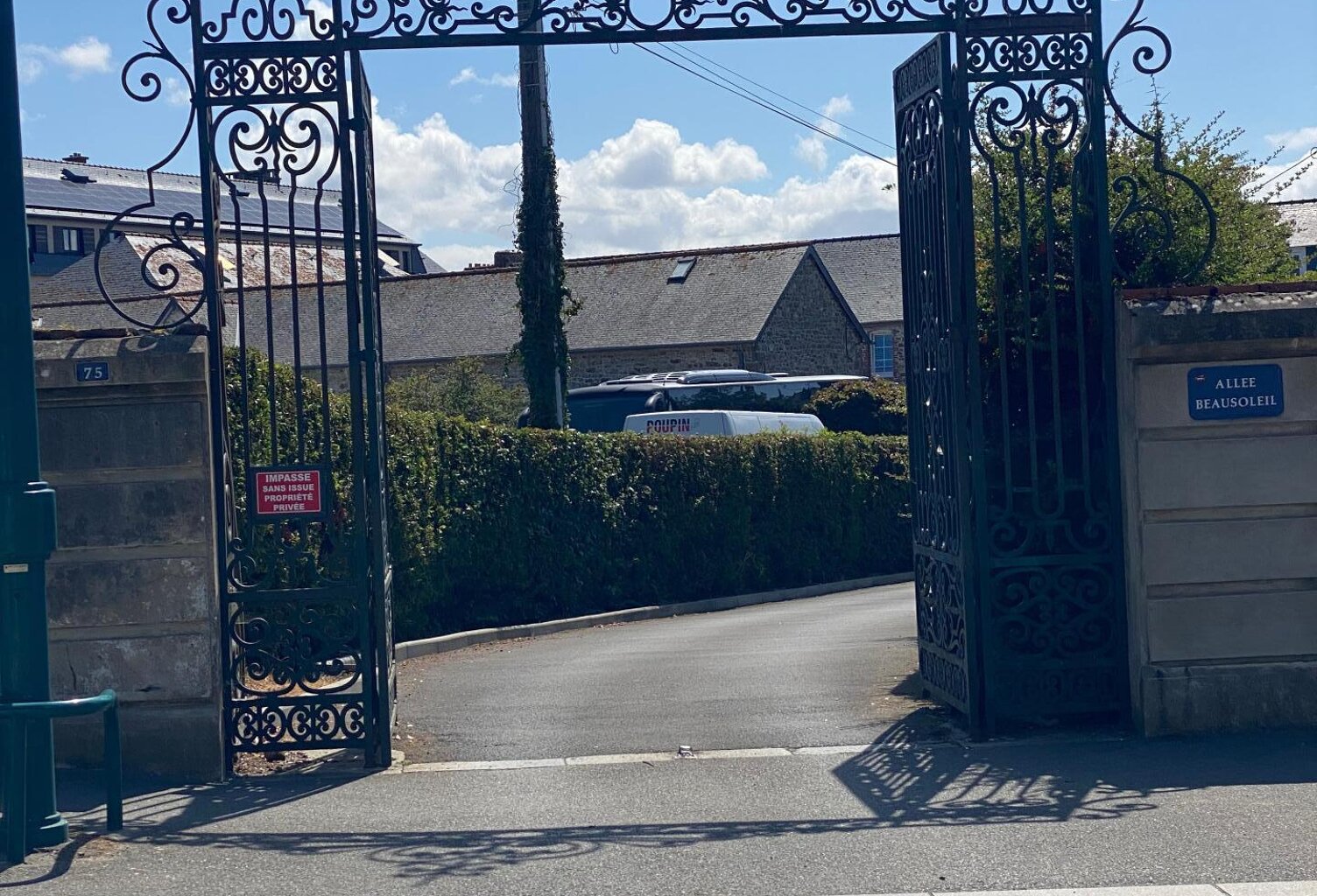 Un T3 de 65m2 refait à neuf à 120m de la plage — photo 1
