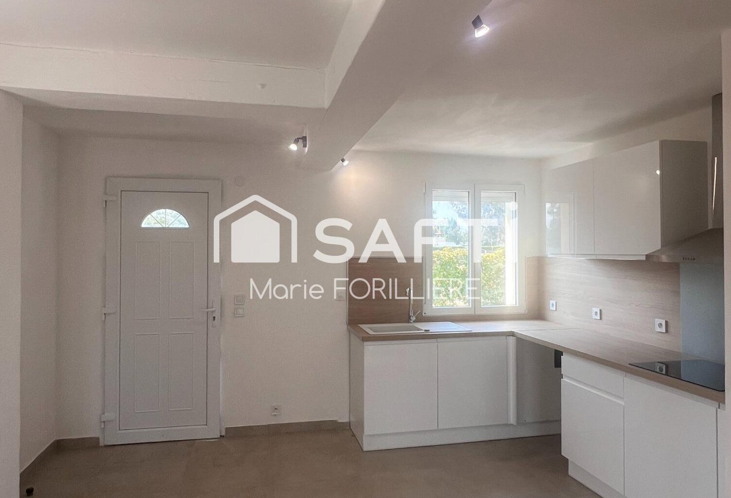 Ensemble immobilier — photo 1