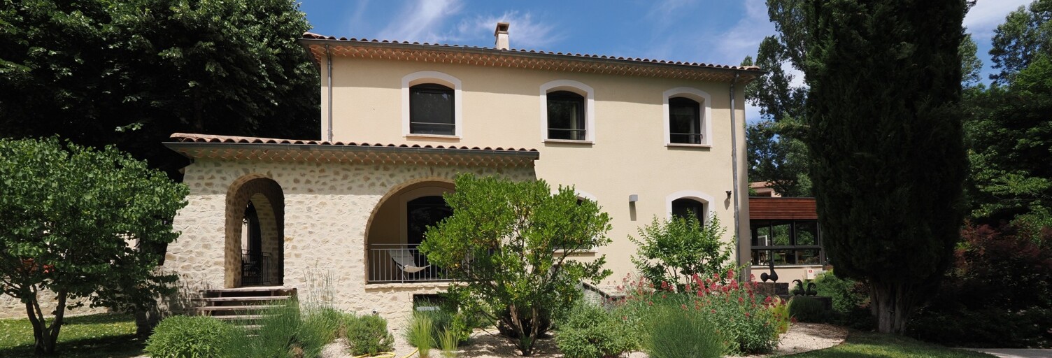 Maison 31 Pièces 1100 m² à vendre à Dieulefit (26220)