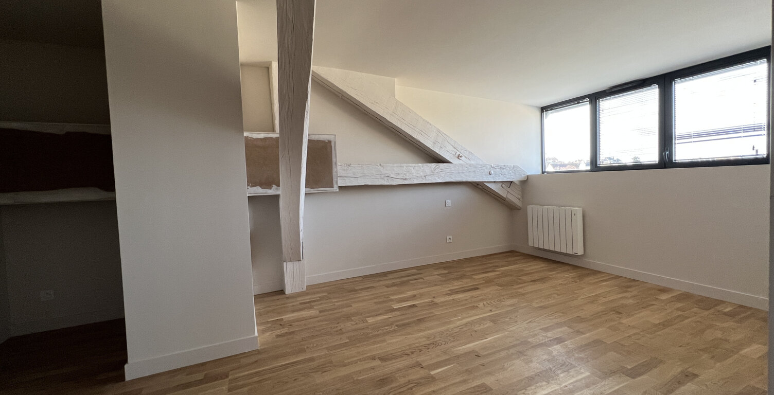 POITIERS CENTRE, T4 de standing de 140 m2 — photo 1
